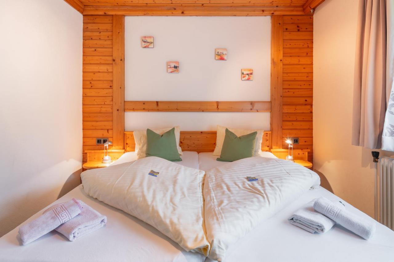 Panoramahotel Stocker プルークガーン エクステリア 写真